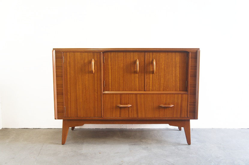 イギリスヴィンテージ　GPLAN ジープランサイドボード